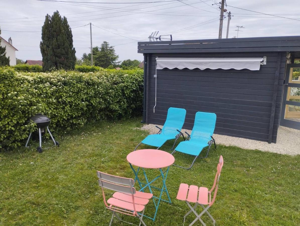Tiny House Toute Equipee Avec Jardin Saint-Florent-sur-Cher Exteriér fotografie