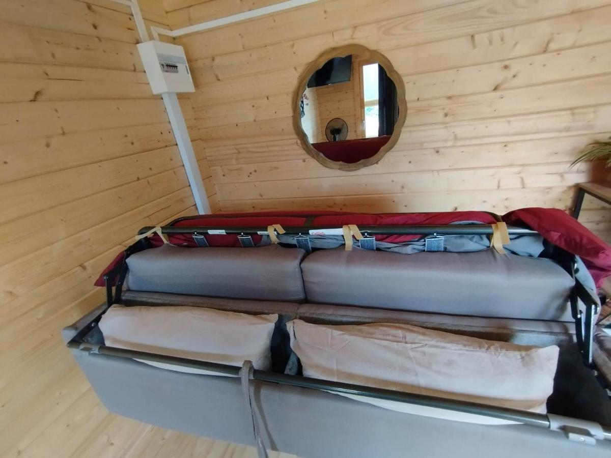 Tiny House Toute Equipee Avec Jardin Saint-Florent-sur-Cher Exteriér fotografie