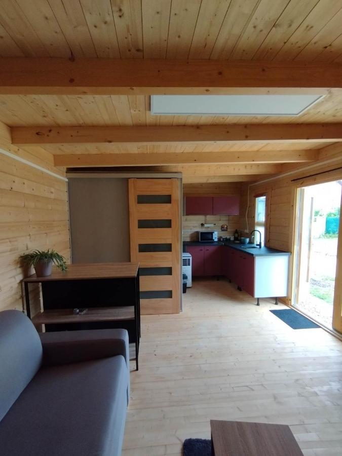 Tiny House Toute Equipee Avec Jardin Saint-Florent-sur-Cher Exteriér fotografie